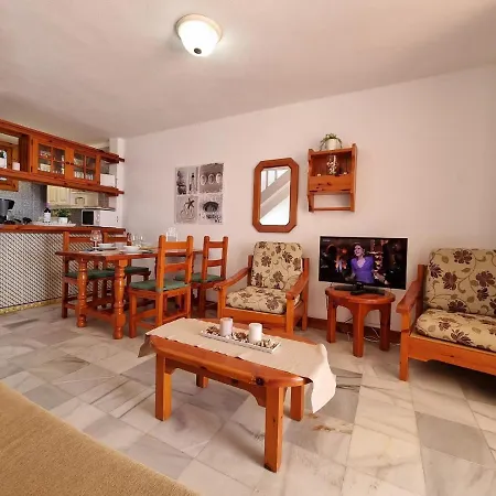 Apartament Wunderschoenes In Playa De La Americas Mit Grossem Gemeinsamem Pool Playa de las Americas (Tenerife)