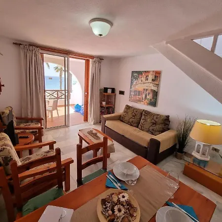 Apartament Wunderschoenes In Playa De La Americas Mit Grossem Gemeinsamem Pool Playa de las Americas (Tenerife)